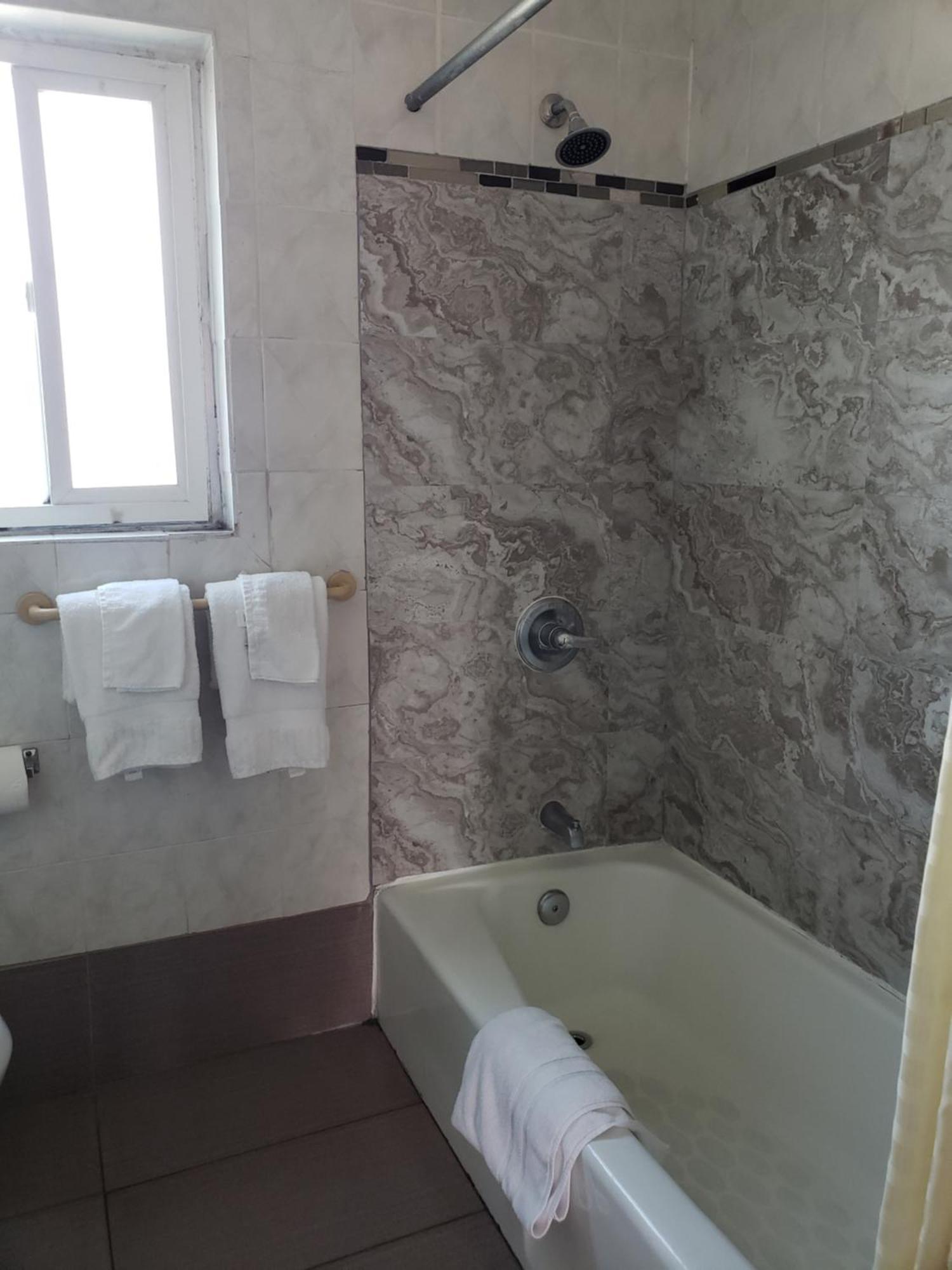 Eagle Inn Motel Лонг-Біч Номер фото
